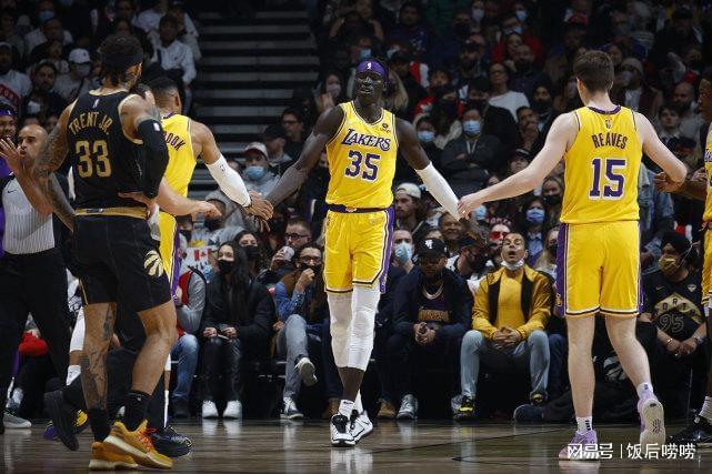 开云体育登录-关于NBA常规赛倒计时;多伦多猛龙今夜状态回暖;细节引发关注;气氛紧张;赛程密集仍需轮换的信息